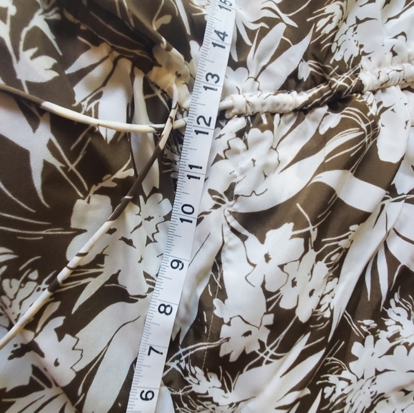 Lauren Ralph Lauren Olive Print Sleeveless Cinched Sz. 12 Jumpsuit NWT - Picture 15 of 16